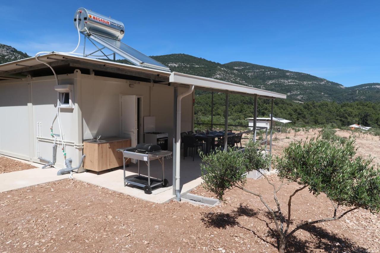 Вилла Robinson Olive Tree Huts Cara Экстерьер фото