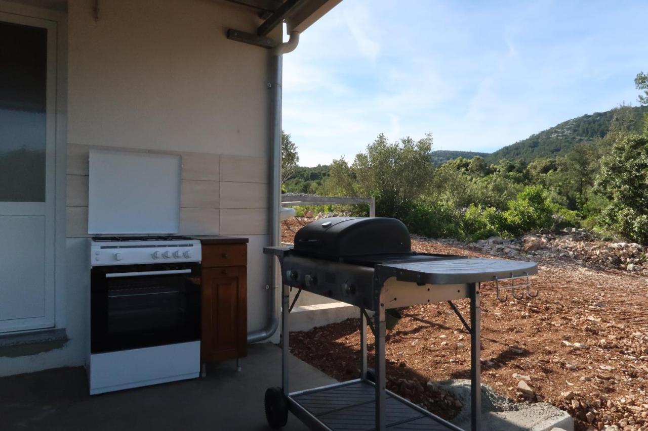 Вилла Robinson Olive Tree Huts Cara Экстерьер фото