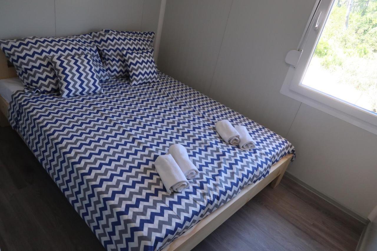 Вилла Robinson Olive Tree Huts Cara Экстерьер фото